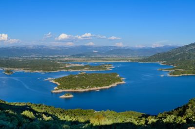 Панорама озера Сланское Черногория
